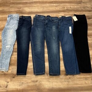 New Lot of 6 Jeans. Stylish Women's Jeans Collection